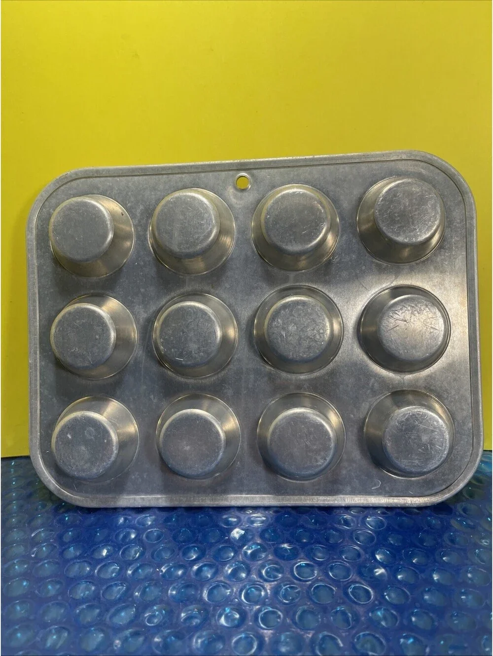 Vintage Mirro 182M 12 Hole Aluminum Mini Cupcake Muffin Pastry Baking Pan Tray